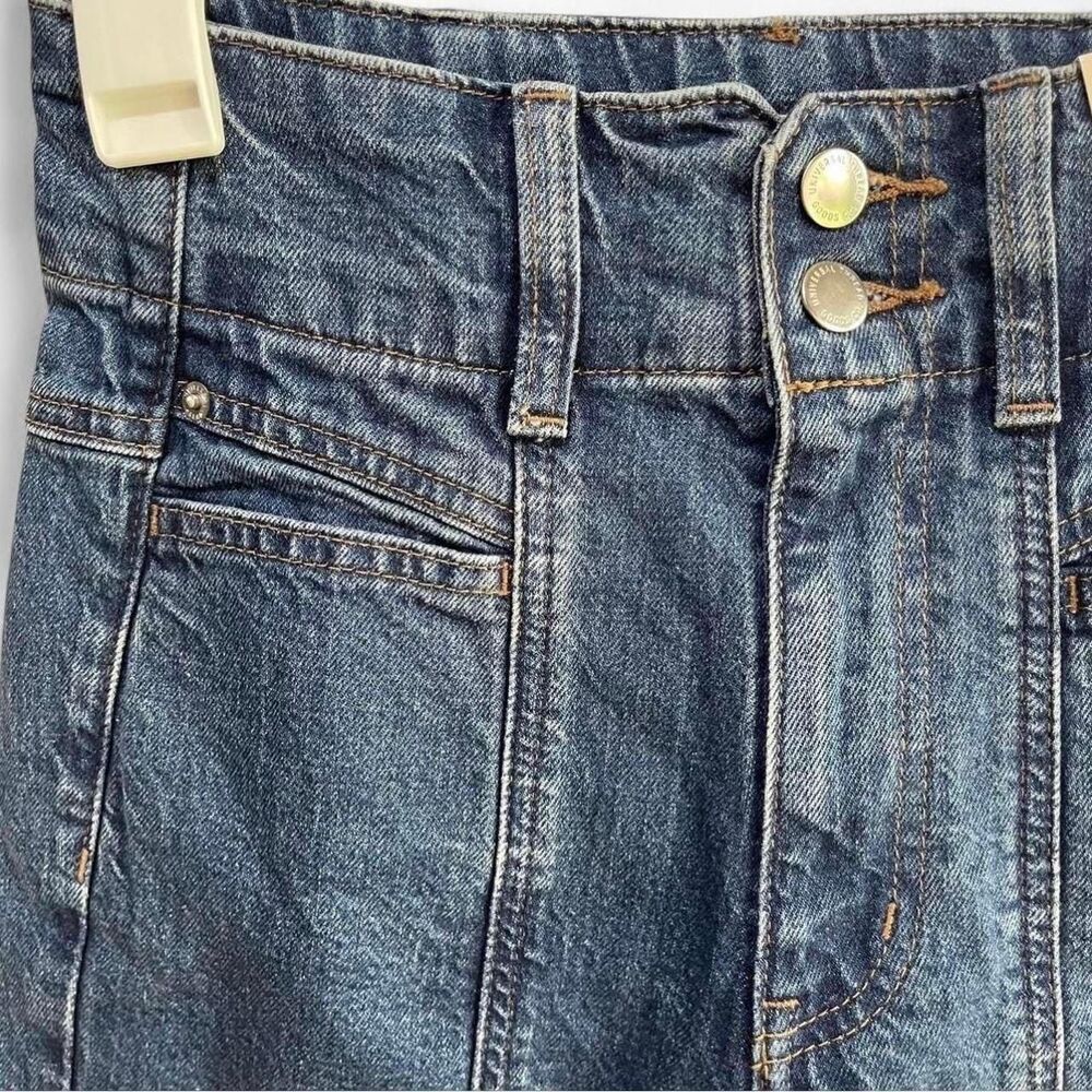 Universal-thread Women's size 17 Blue and Navy Jeans - Picture 3 of 4